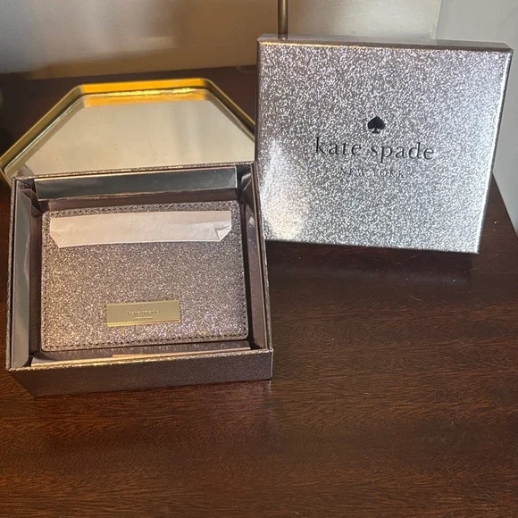 Kate Spade Kenzie Glitter Card Holder - Picture 2 of 6